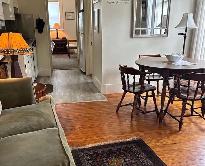 11 Beach Rd — Photo 1
