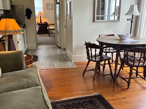 11 Beach Rd, Gloucester, MA 01930