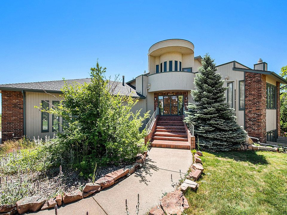 1st image of 6366 Fairways Dr