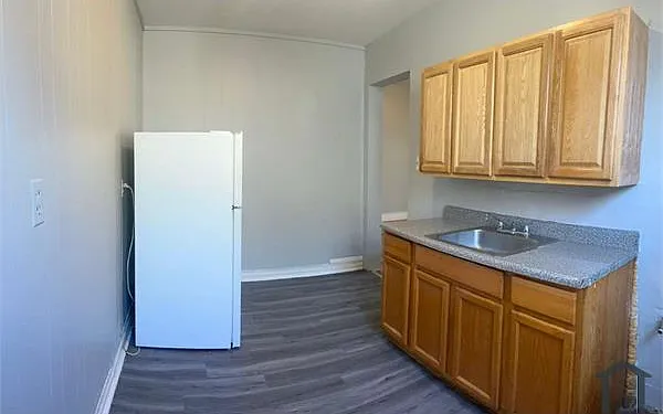 936 E 224th St #2D — Photo 2