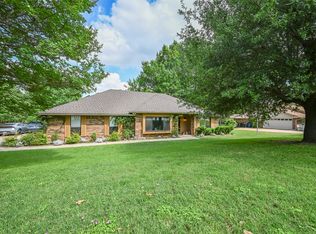 912 N Dove Rd, Grapevine, TX 76051