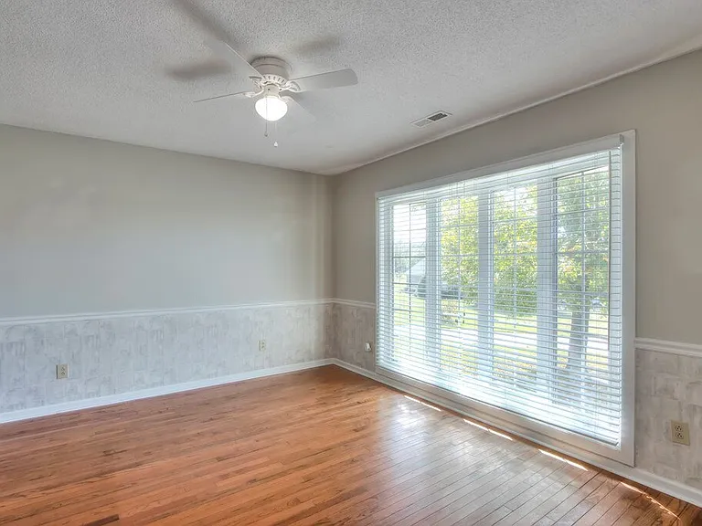 6435 Montpelier Ln — Photo 14