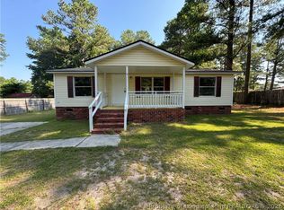 511 Inverary Dr, Raeford, NC 28376