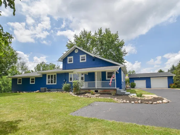 160 S Ray Quincy Rd, Quincy, MI 49082