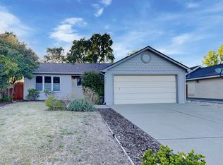 106 Adrian Ct, Vacaville, CA 95687