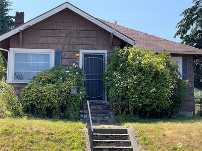 2432 Pine Street, Everett, WA, 98201