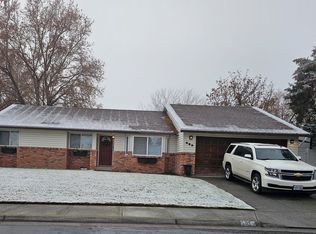 595 W Division Ave, Hermiston, OR 97838