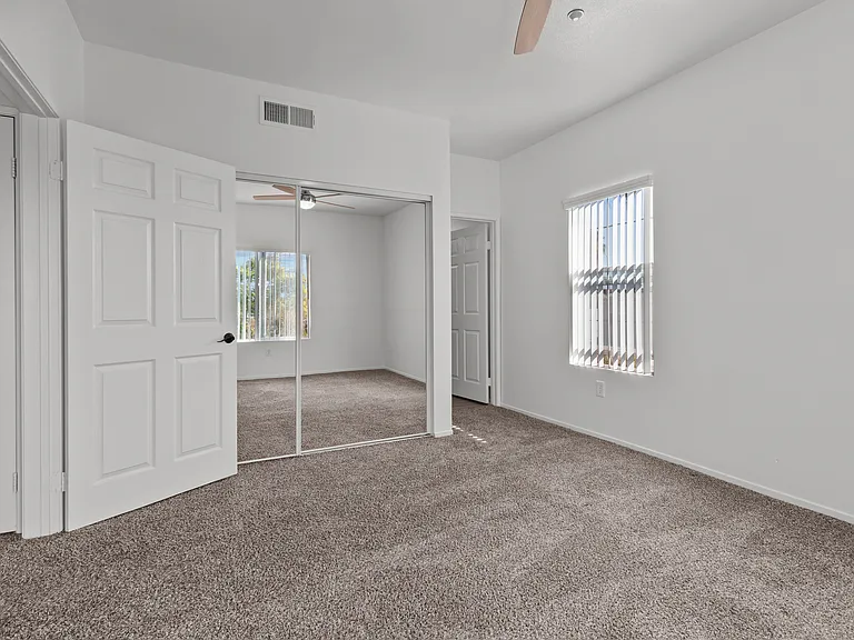 Baywood Villas — Photo 25
