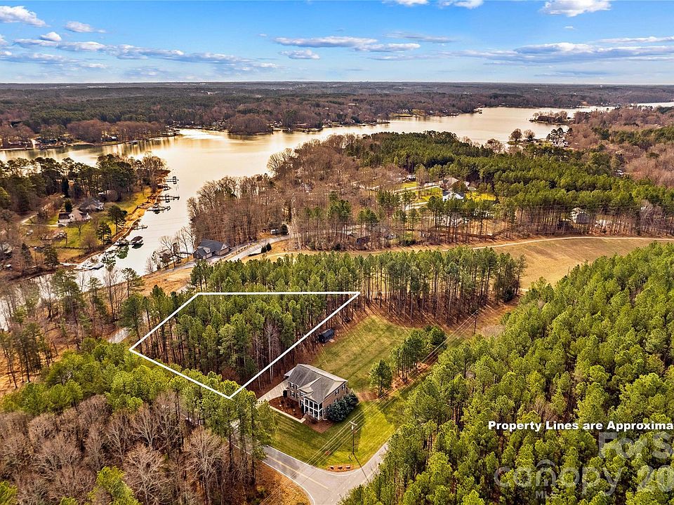 1st image of 114 Dayvault Cut Rd #2