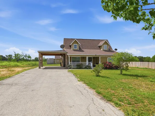163 Buckeye, Seguin, TX 78155