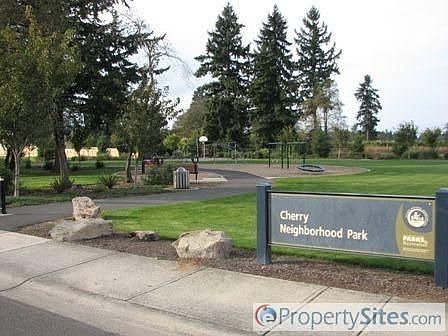 2nd image of 10401 NE 144th Ave