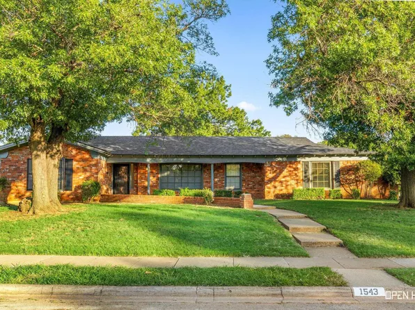 1543 Sweetbriar Dr, Wichita Falls, TX 76302