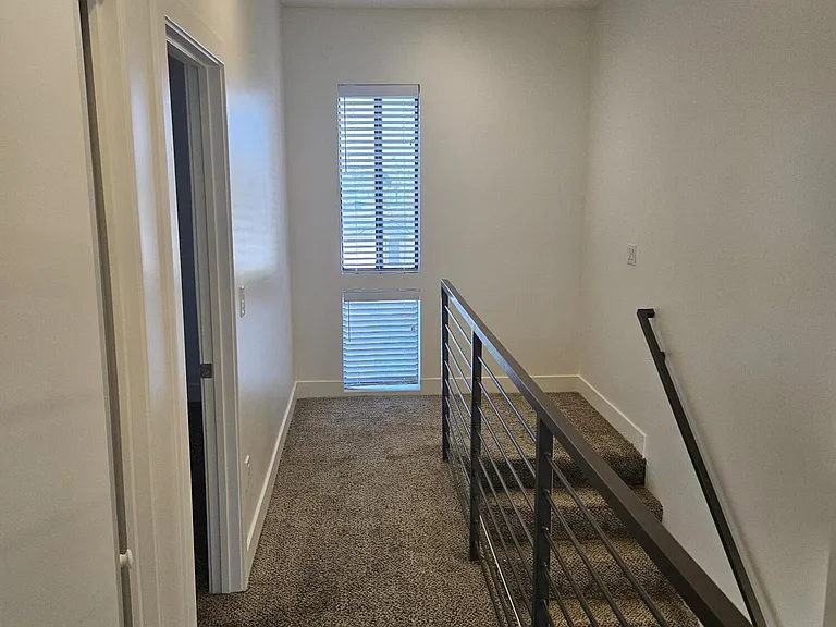 234 S Wilson St — Photo 29