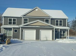 11 Firehouse Rd #B, Clifton Park, NY 12065