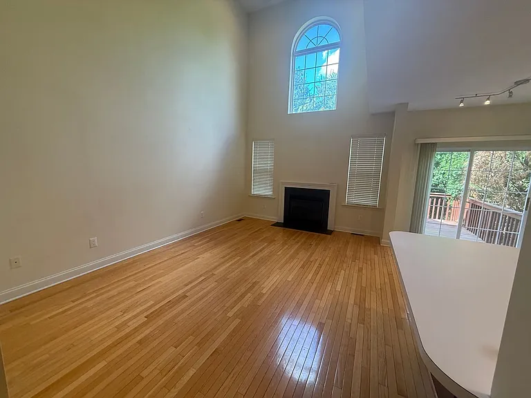 179 Mountain View Dr — Photo 8