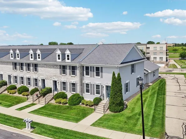 1534 Smithfield Drive, Sun Prairie, WI 53590