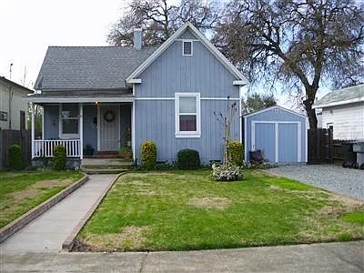 246 S 2nd Ave photo 1