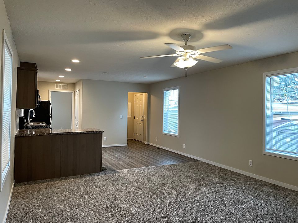 1st image of 47 Bluebird Hill Dr #250