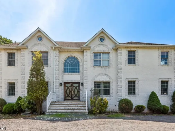 266 Fresh Ponds Rd, South Brunswick Twp., NJ 08831
