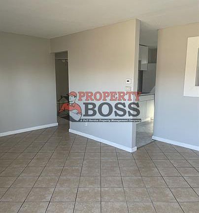 2nd image of 1409 E 35th Ct