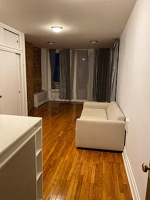 Rented by Sandra Greer Real Estate | media 8