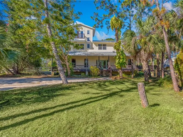 2150 Cypress Lake Dr, Grant Valkaria, FL 32949