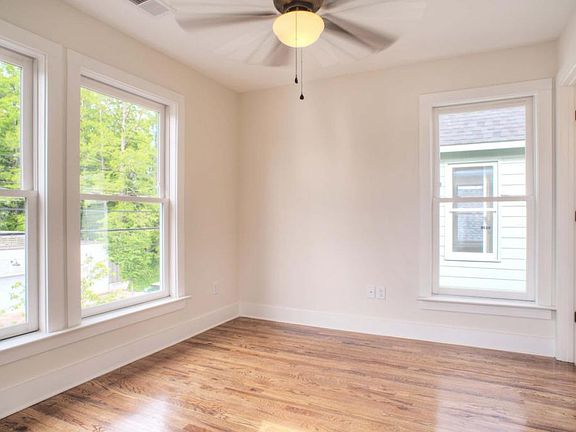 5th image of 183 Looney Ave