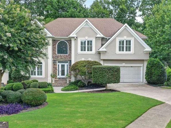 2306 Arabian Dr NE, Marietta, GA 30062