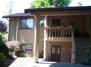 1103 Bellefield Park Ln, Bellevue, WA 98004