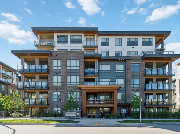 735 Anskar Ct #205, Coquitlam, BC V3J 0L7