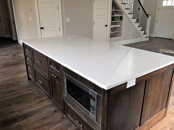 Kitchen island main floor 