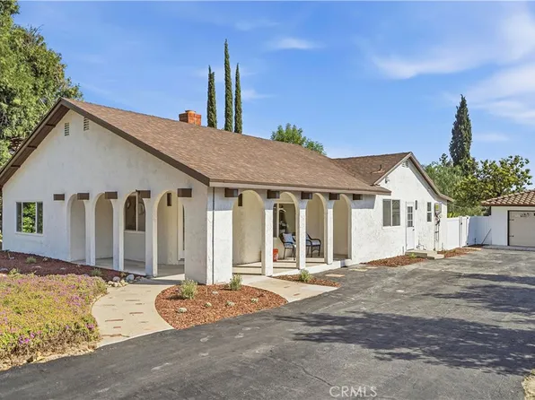 944 Alamosa Dr, Claremont, CA 91711