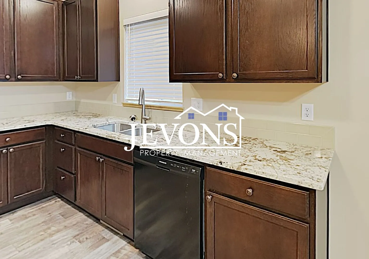 708 N 29th Ave Yakima, WA 98902 — Photo 3