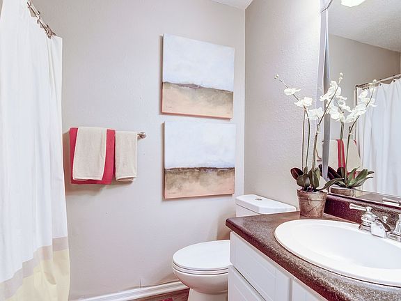 5th image of 500 Gills Creek Pkwy APT 707