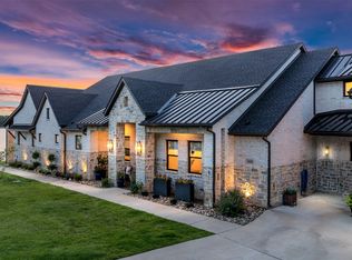 18280 Red Oak Dr, Mabank, TX 75156