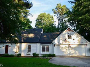 5015 Spalding Dr, Sandy Springs, GA 30350