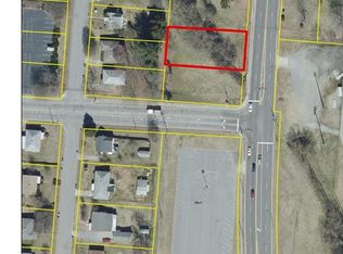 2203 Yanceyville St, Greensboro, NC 27405