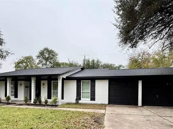 4747 Clover St, Houston, TX 77033