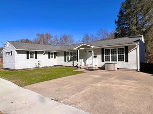 407 Maple Ave, Grafton, WV 26354