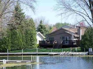 11695 N Pied Piper Pkwy, Cromwell, IN 46732