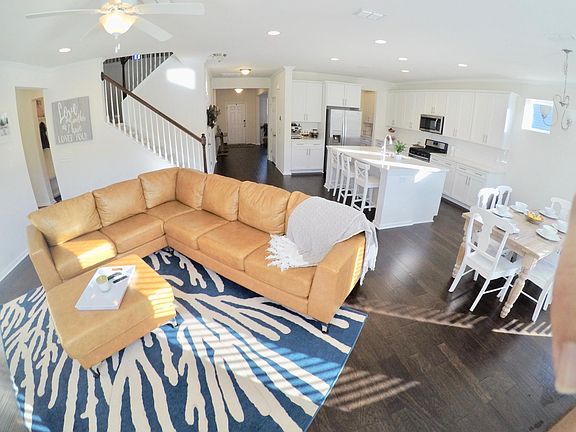 4th image of 204 Basket Grass Ln