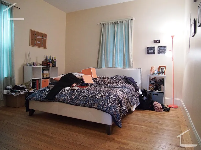 25 Lothrop St #5 — Photo 3
