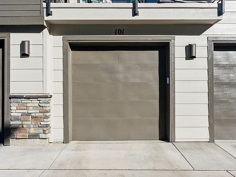 16860 Askins Loop #101 — Photo 19