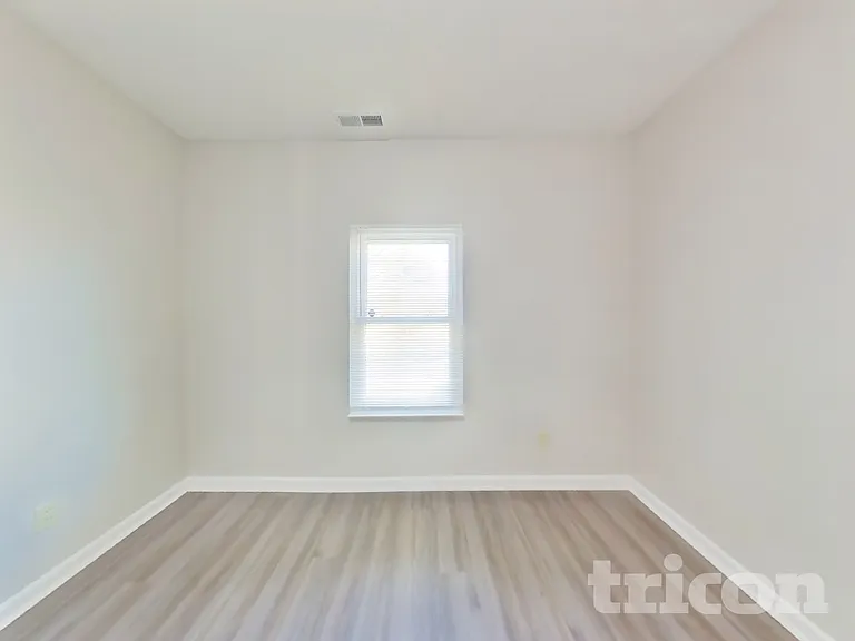 6724 Shanghai Cir — Photo 15