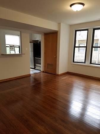 1st image of 1365 W Sunnyside Ave #4
