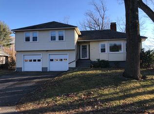 13 Gray Lodge Rd, Kittery, ME 03904