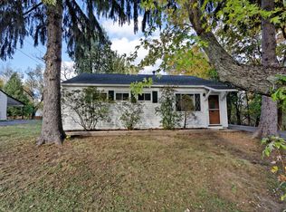 1 Riverview Dr, Niskayuna, NY 12309