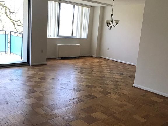 Living room/ Dining Room