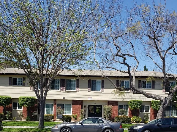 377 Freeman Ave APT 11, Long Beach, CA 90814