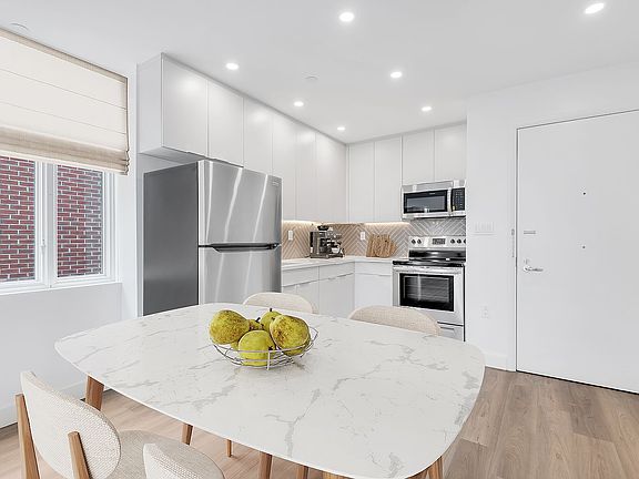 4th image of 101-19 Rockaway Beach Blvd #3A